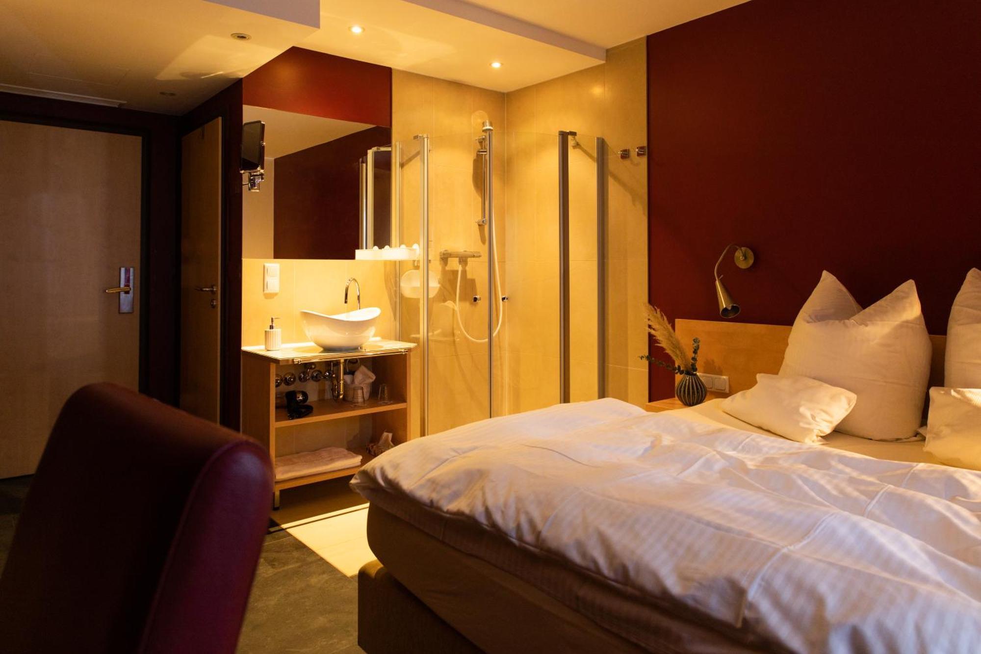 Mein Schlosshotel Heusenstamm Ngoại thất bức ảnh