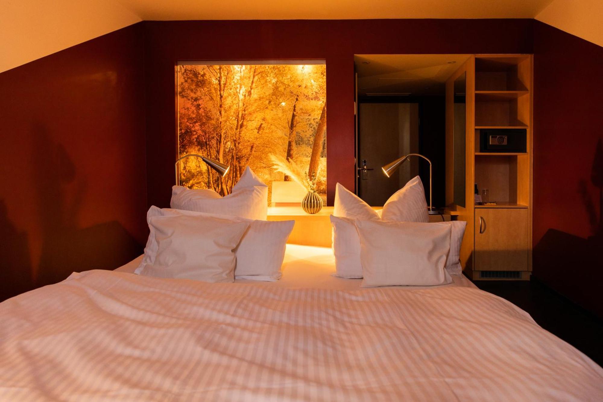 Mein Schlosshotel Heusenstamm Ngoại thất bức ảnh