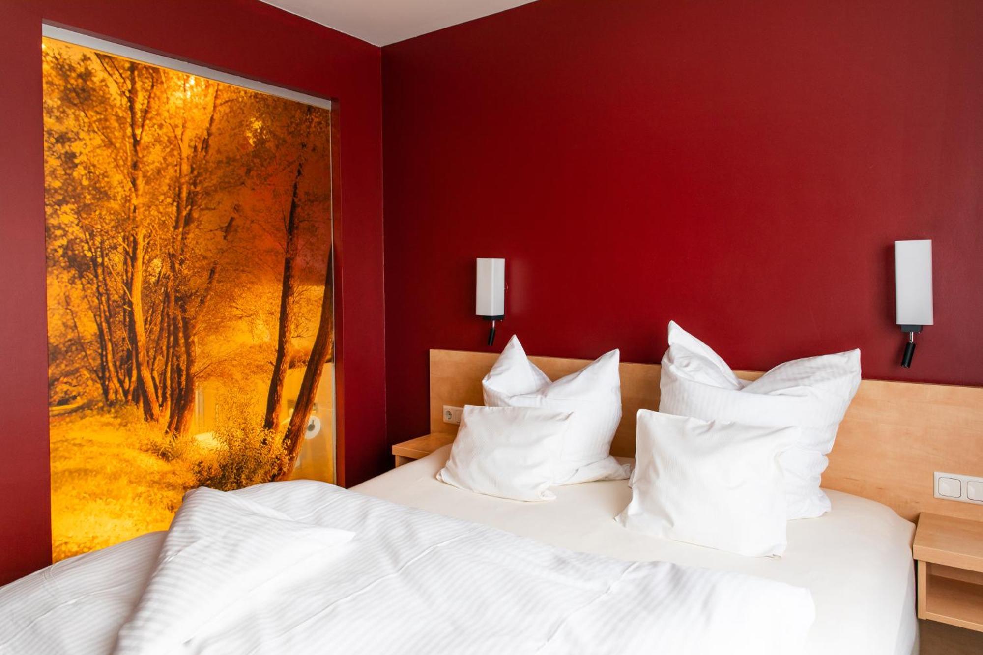 Mein Schlosshotel Heusenstamm Ngoại thất bức ảnh