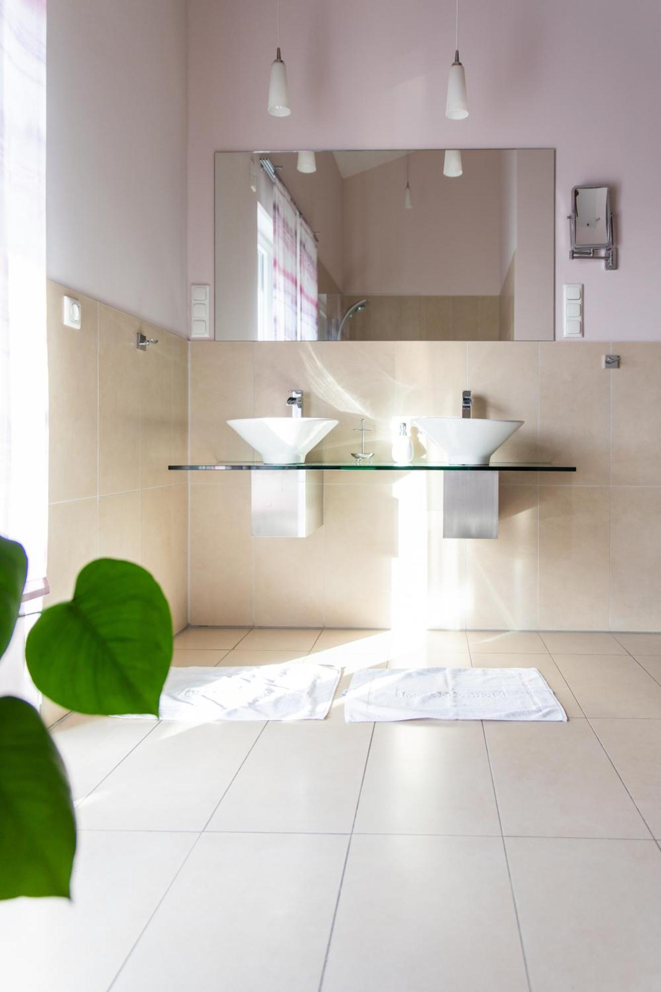 Mein Schlosshotel Heusenstamm Ngoại thất bức ảnh