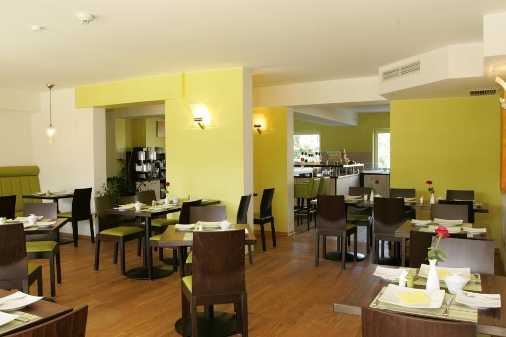 Mein Schlosshotel Heusenstamm Ngoại thất bức ảnh