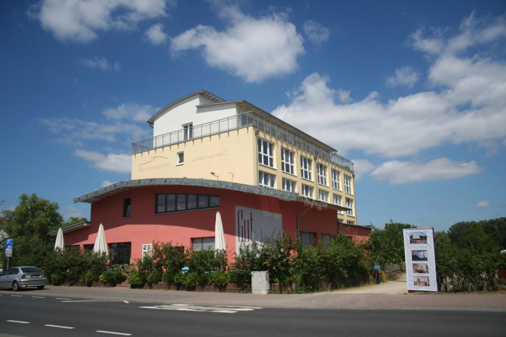 Mein Schlosshotel Heusenstamm Ngoại thất bức ảnh