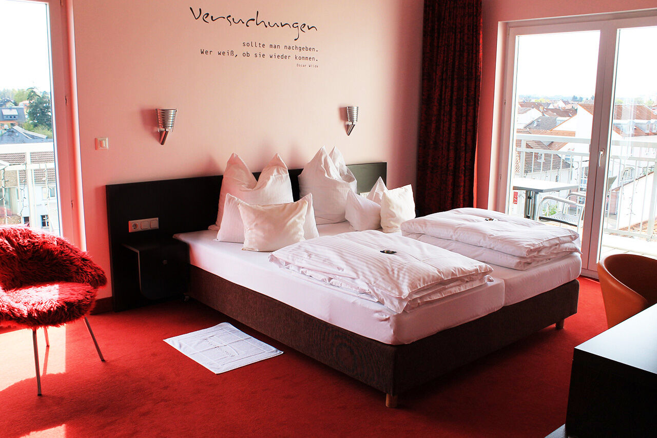 Mein Schlosshotel Heusenstamm Ngoại thất bức ảnh